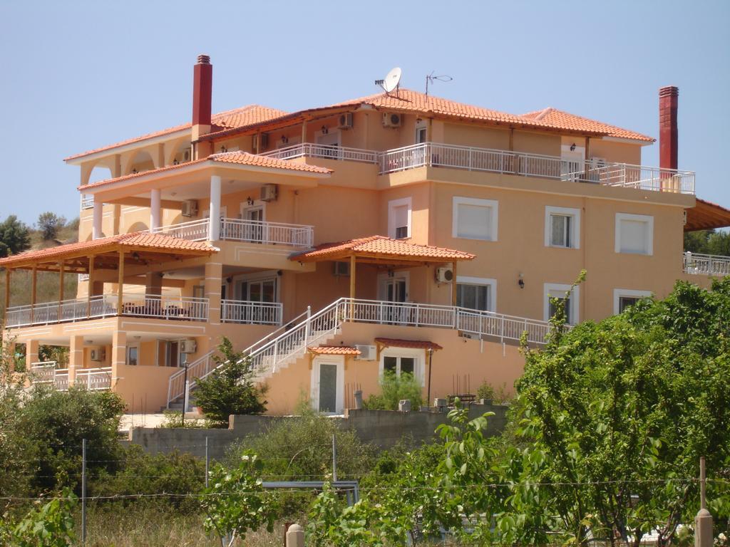 Grand Beach Hotel Лименария Екстериор снимка