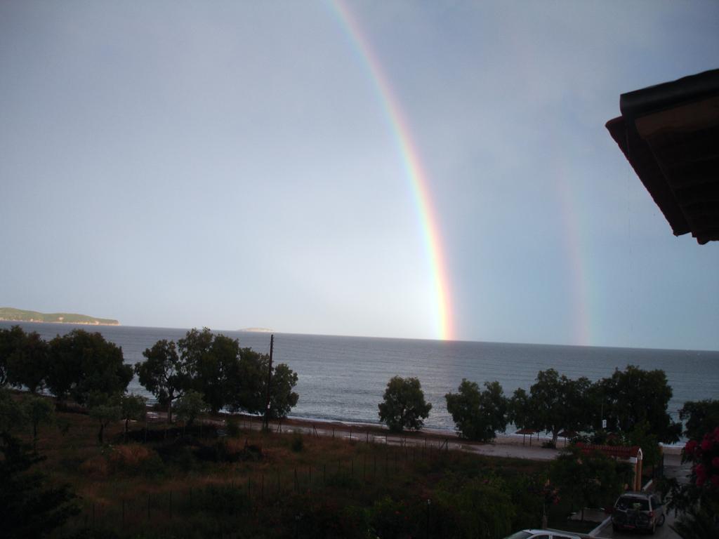 Grand Beach Hotel Лименария Екстериор снимка