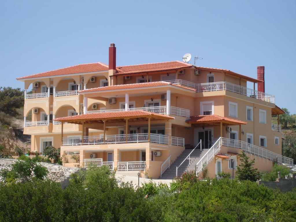 Grand Beach Hotel Лименария Екстериор снимка